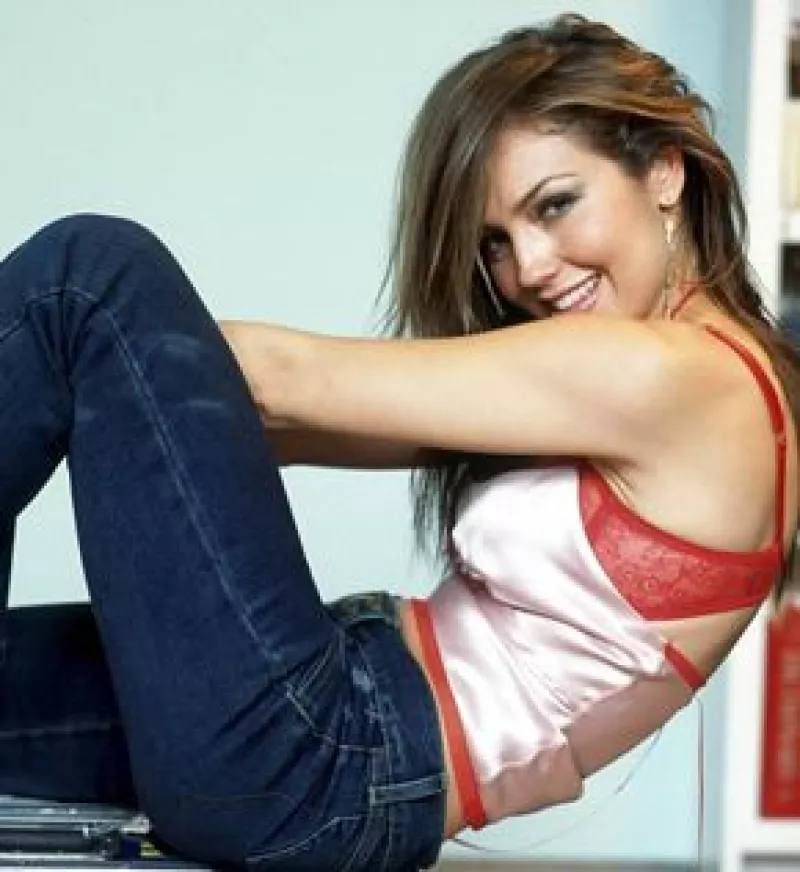 La cantante mexicana grabará la próxima semana en la ciudad de Miami el primer álbum con su nueva disquera, Sony Music International, el cual será titulado ‘Primera Fila’.