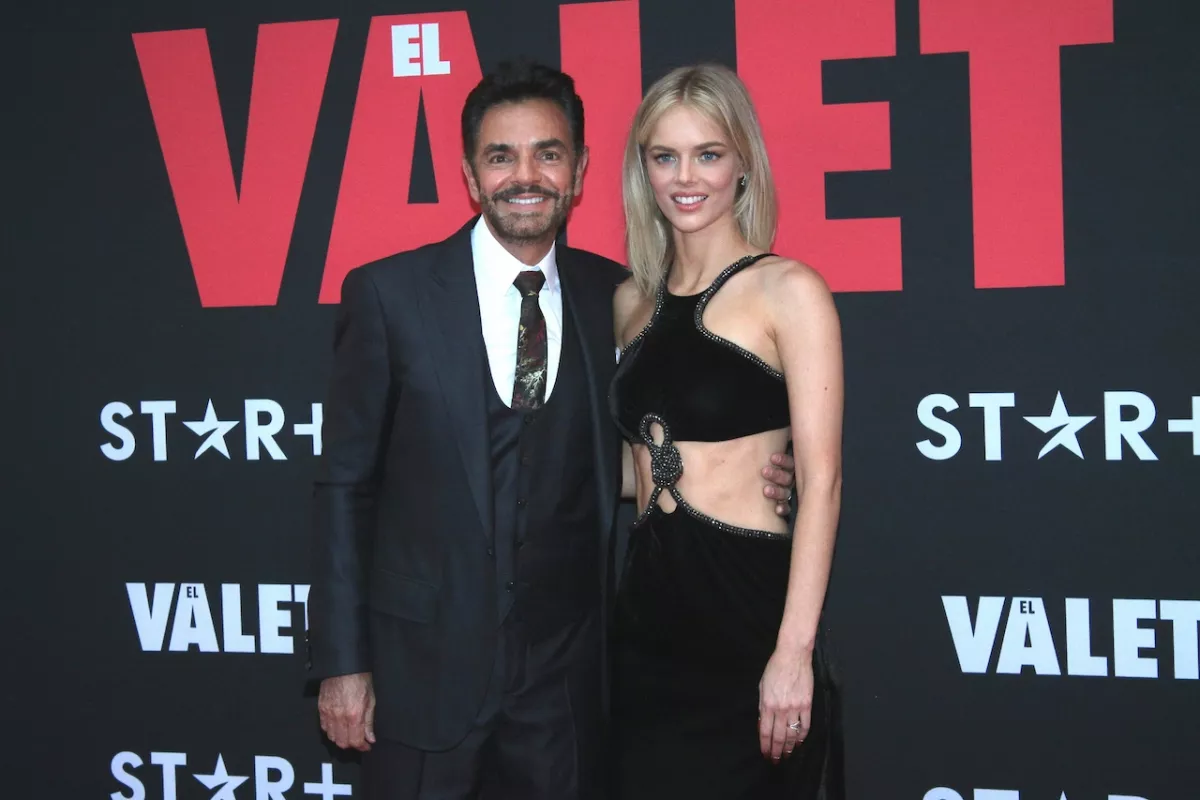 Eugenio Derbez y Samara Weaving