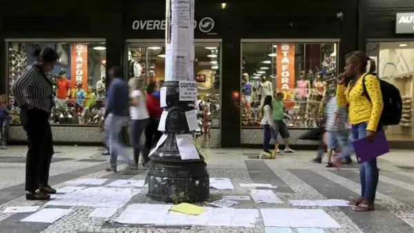 Fábricas, granjas y empresas de servicios de Brasil recortaron  118.776 puestos de trabajo en marzo,