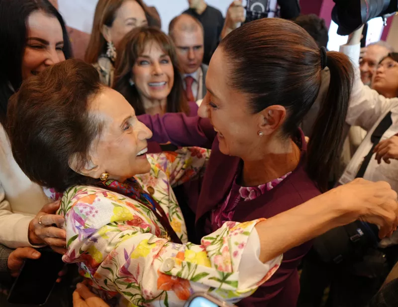 Morena elige a Ifigenia Martínez presidenta de Diputados; pondrá banda presidencial a Sheinbaum