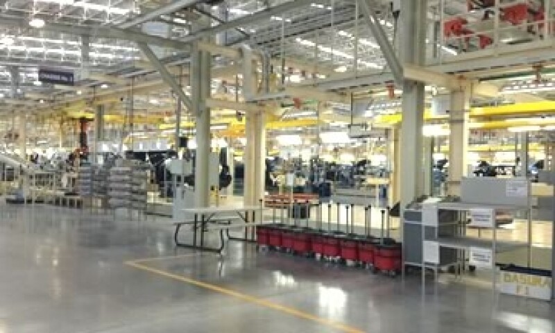 ensamble automotriz nissan