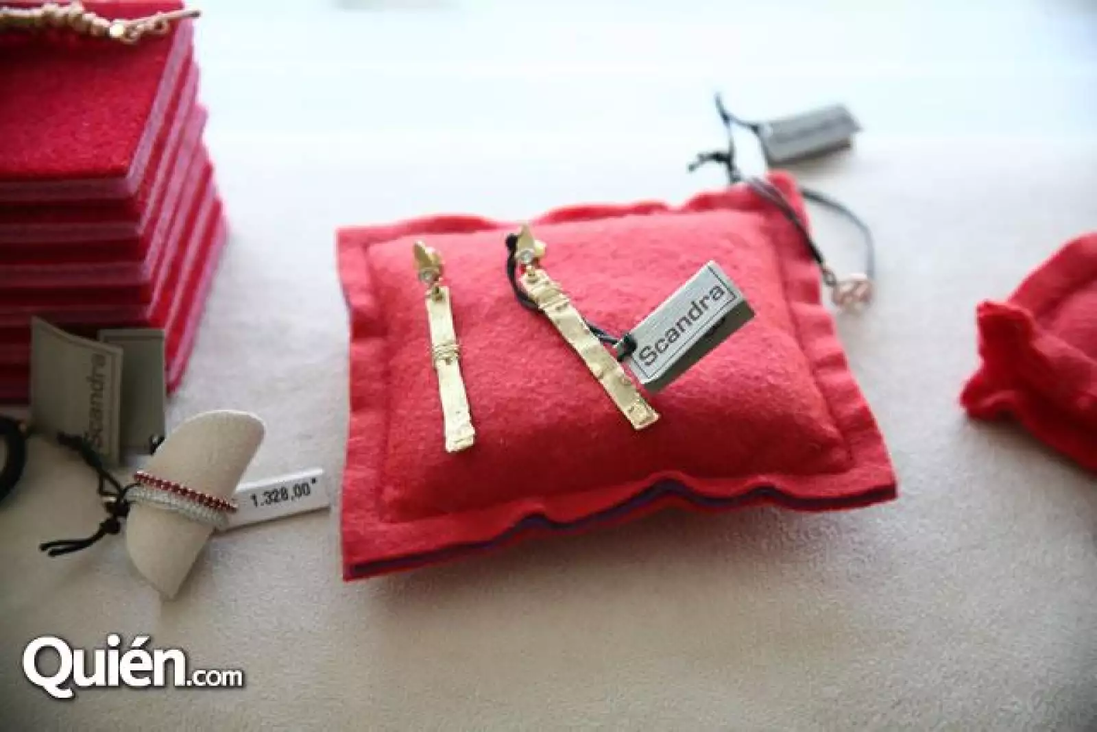 Venta de joyas por Patricia Fronza