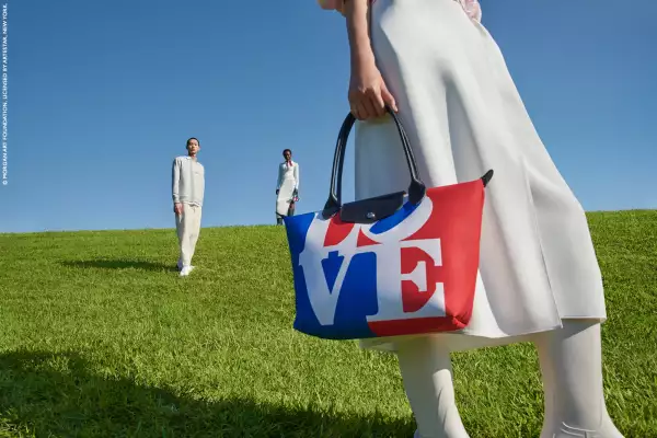 LONGCHAMP_SS24_TRIBUTE_ROBERT INDIANA 03 JPEG RVB.jpg