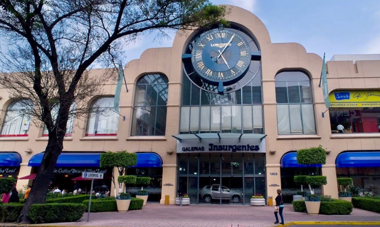 Galerías Insurgentes pertenece a un imperio empresarial detrás de múltiples plazas y es hermana de Perisur