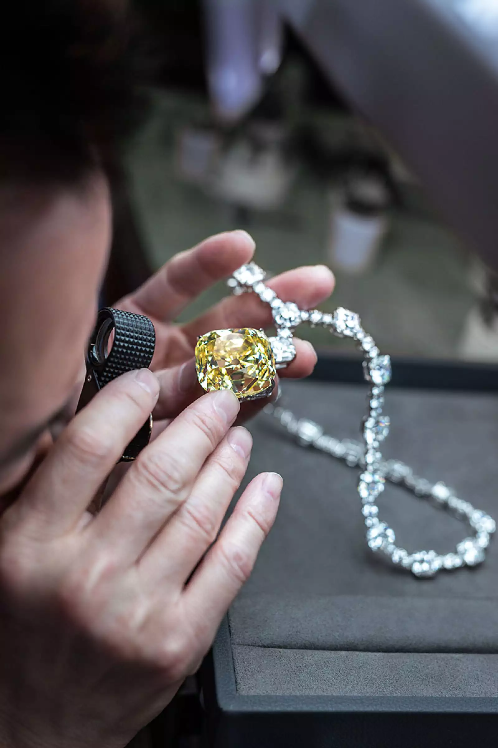 diamante-tiffany-lady-gaga-2