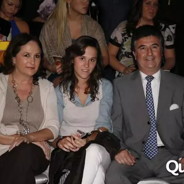 Mercedes Benz Fashion Martes