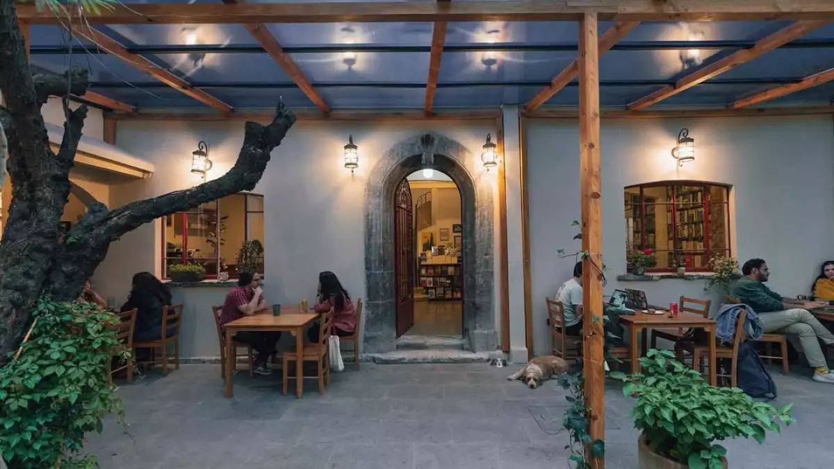 6 librerías independientes en CDMX para pasar horas leyendo y tomar café