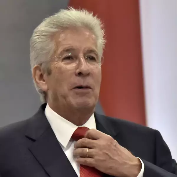 El de las obras cuestionadas