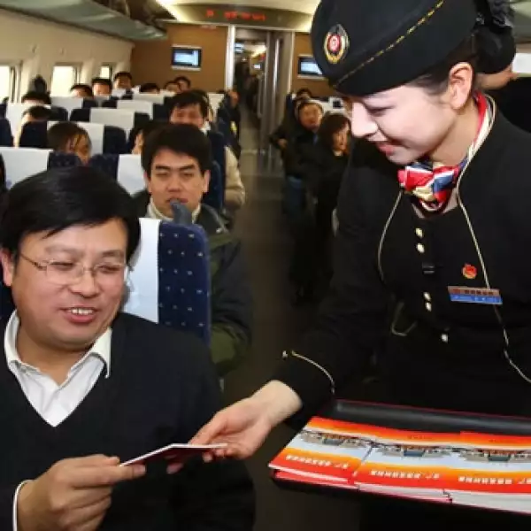 China presenta su nuevo tren bala