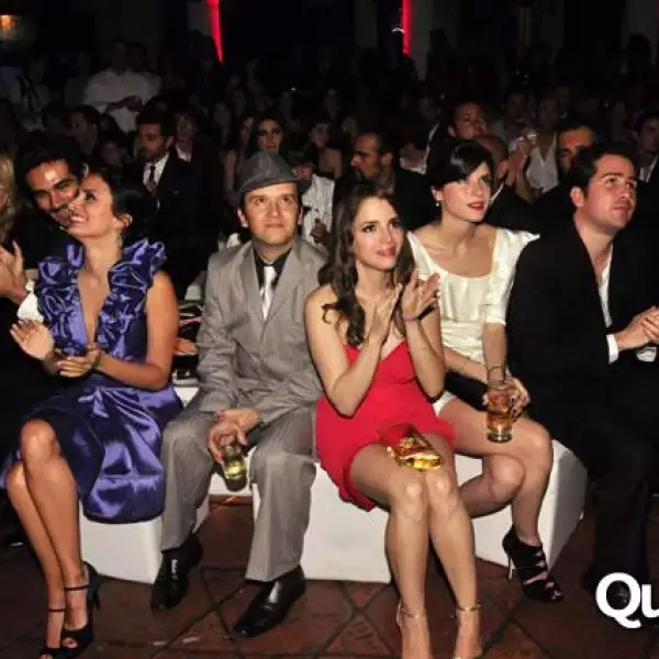 Presentación de la serie MORIR EN MARTES