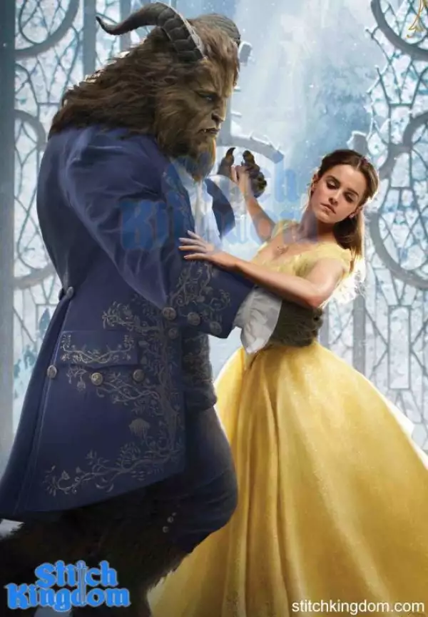 Emma Watson como Bella vestido amarillo