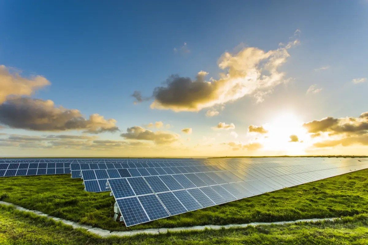 MIRA México Macquarie Infrastructure and Real Assets energía solar