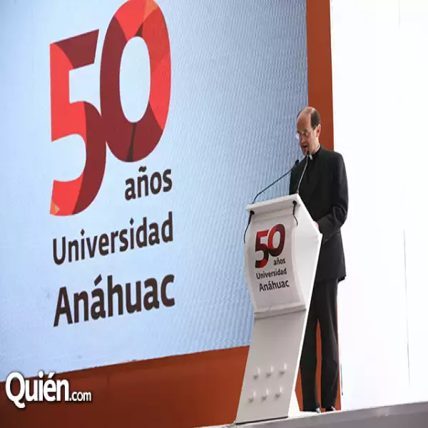 Padre Jesús Quirce, Rector de la Universidad