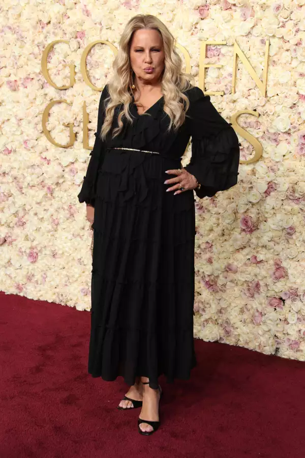 looks Golden Globes 2025