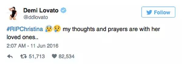 Demi fue otra de las cantantes que mandó sus condolencias a través de redes sociales.