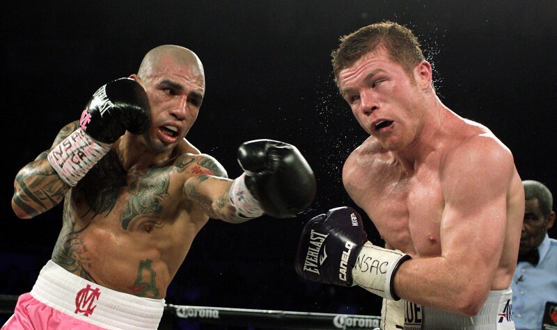 El boxeador mexicano Saúl Álvarez fue encontrado culpable del cargo alternativo de "enriquecimiento ilícito".