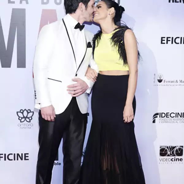 Mauricio Ochmann y Aislinn Derbez