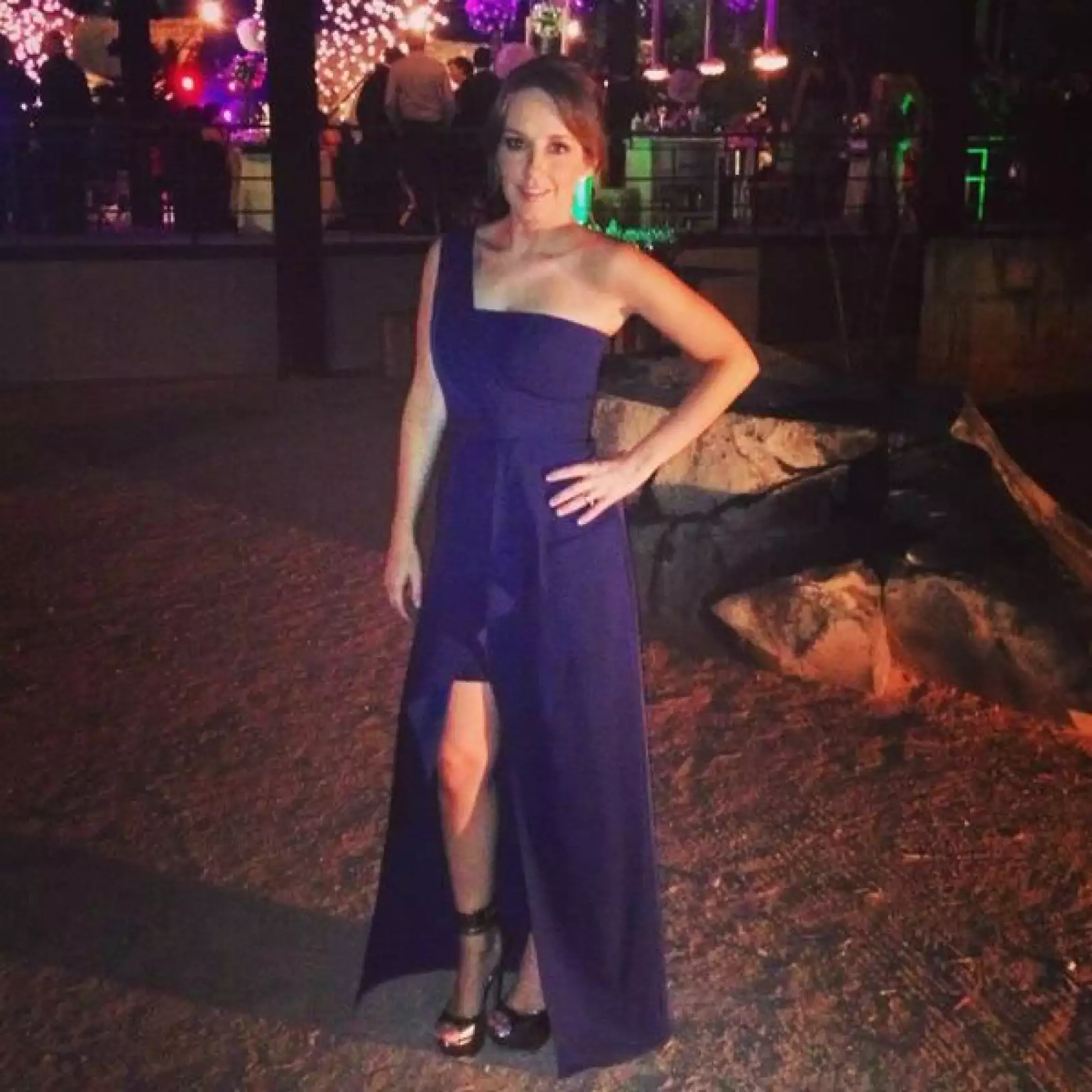 Jimena Pérez usó un vestido BCBG.