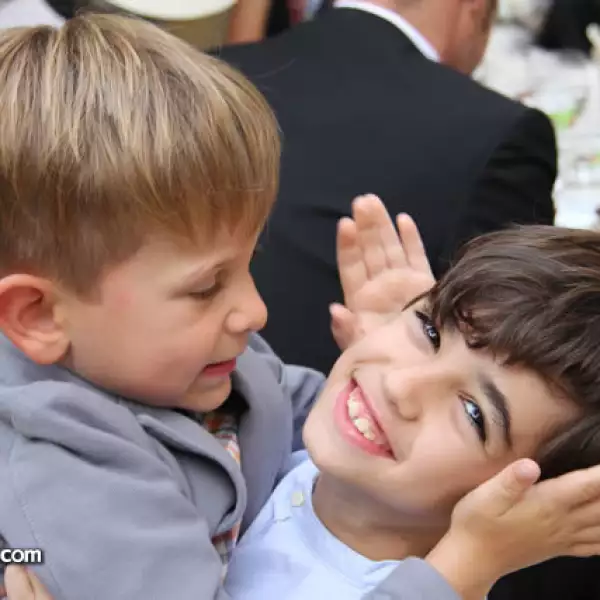 Kristos Colombini Manjarrez y Nicolás Flores Madrazo