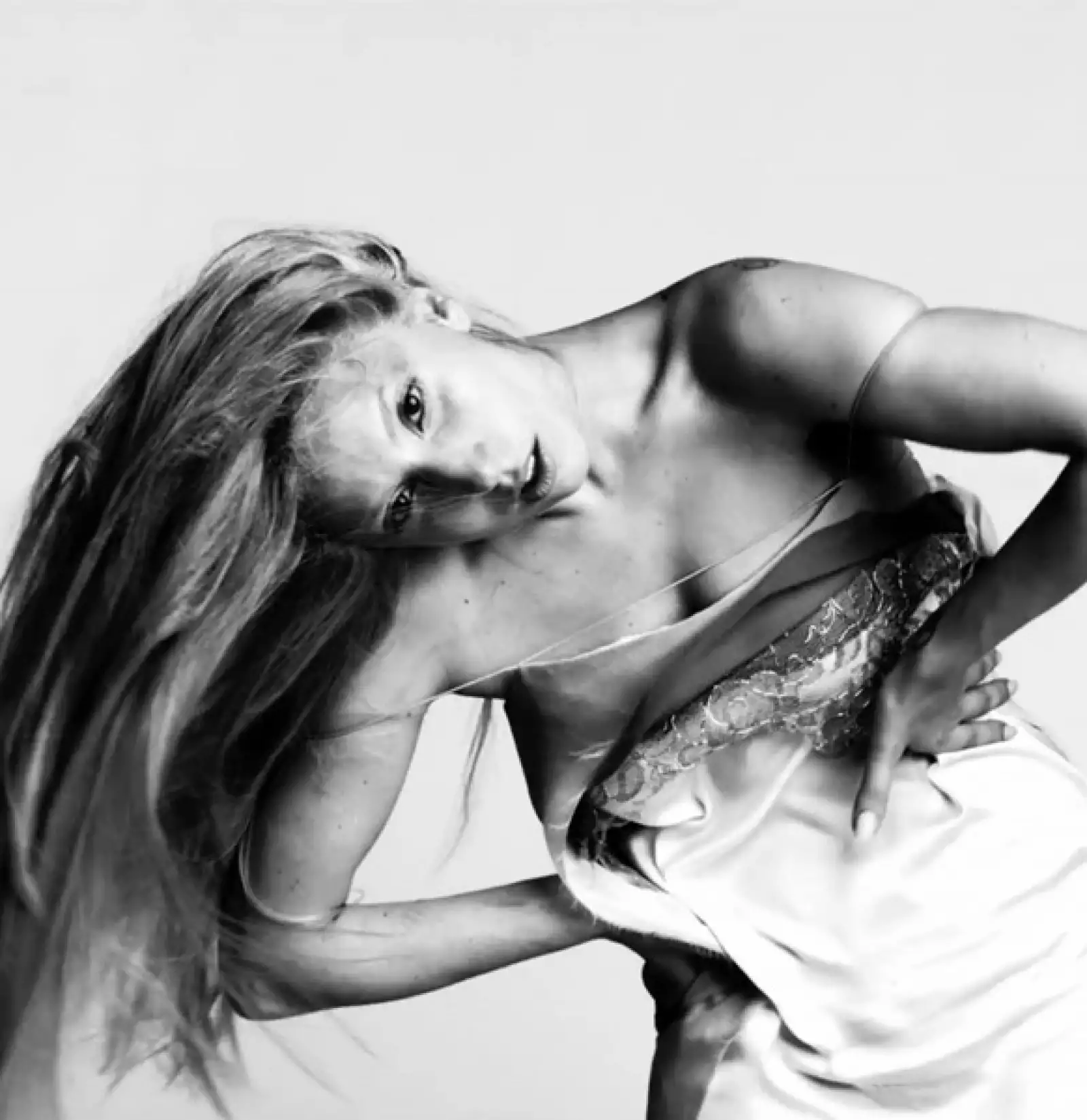 Mostrándose como una bailarina de ballet, Lady Gaga impactó nuevamente.