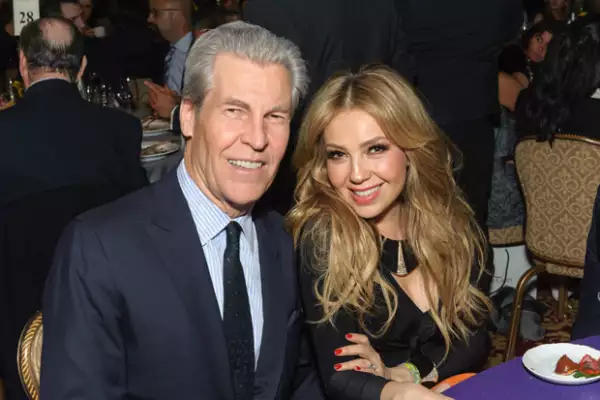 Terry Lundgren, CEO de Macys fue quien invitó a la cantante a acudir a la gala número 23 de la fundación que apoya a niños con cáncer.