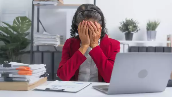 Entender y apoyar la menopausia en el ambiente laboral