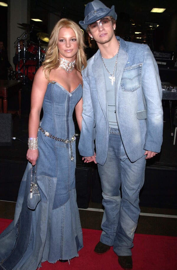 28th annual American Music Awards