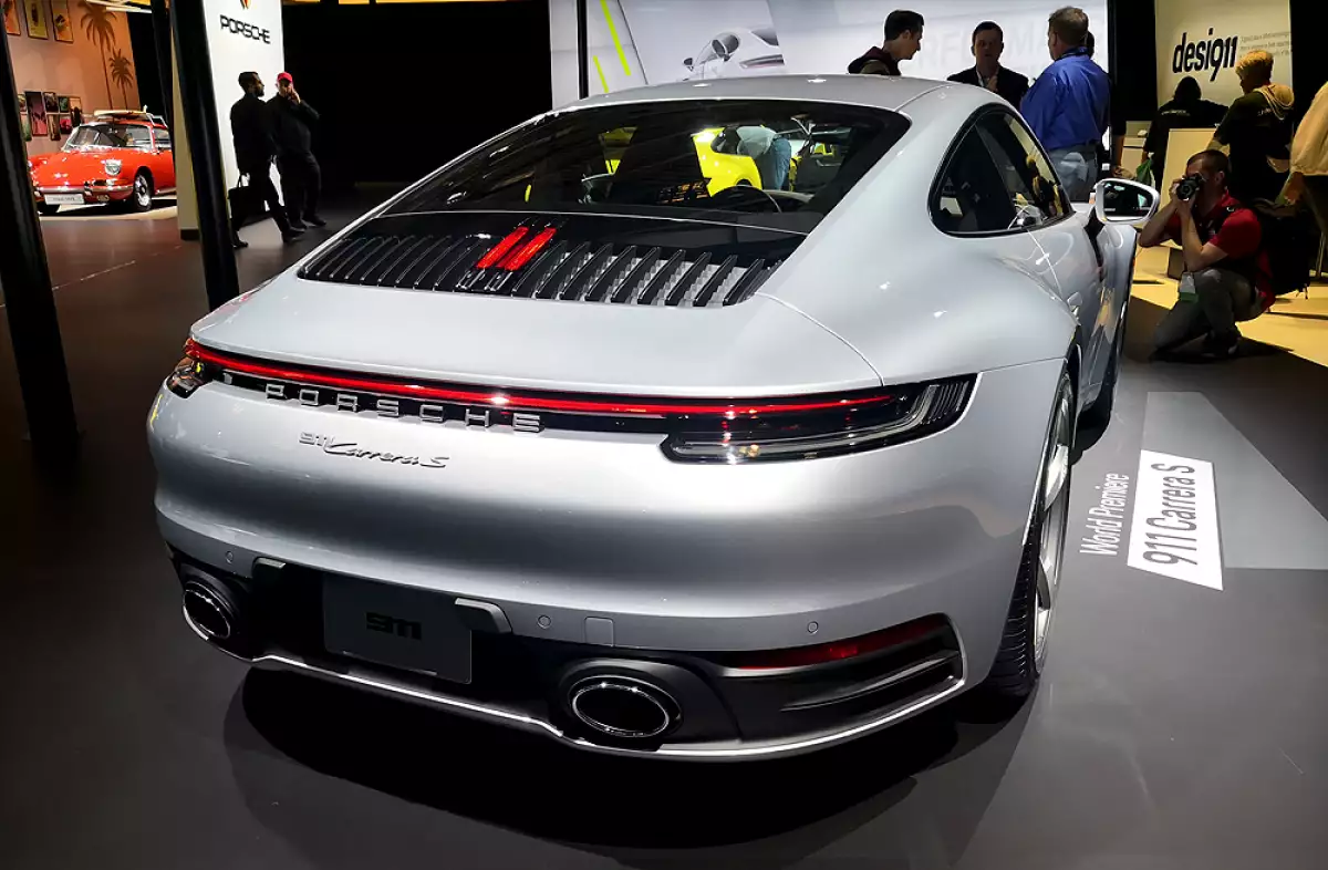 Porsche 911