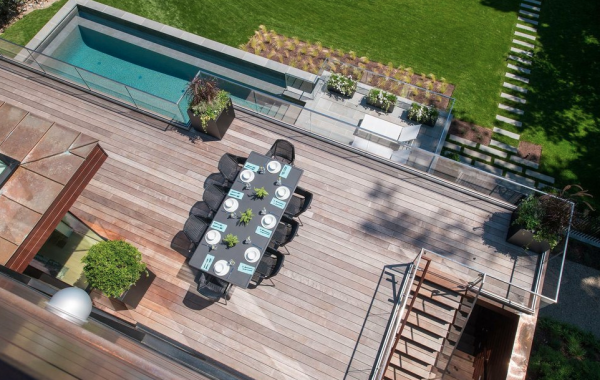 Sotheby's-Virginia-Terraza.png