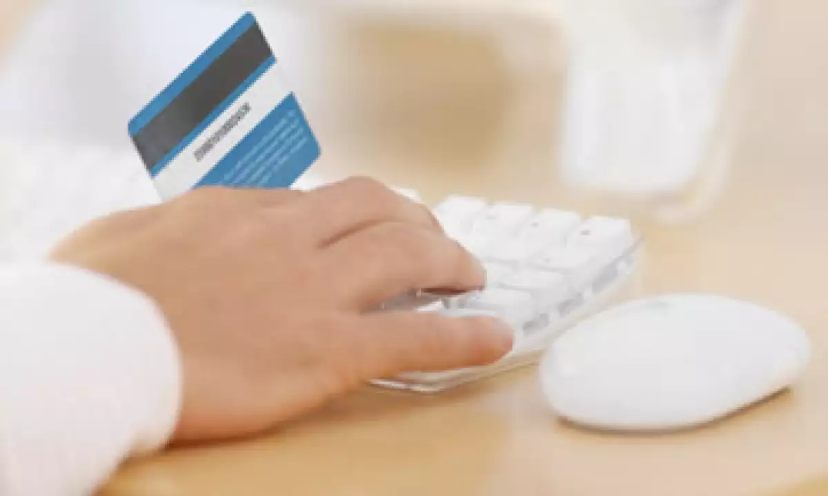 Al realizar compras en Internet, se recomienda verificar que el sitio tenga candados de seguridad.