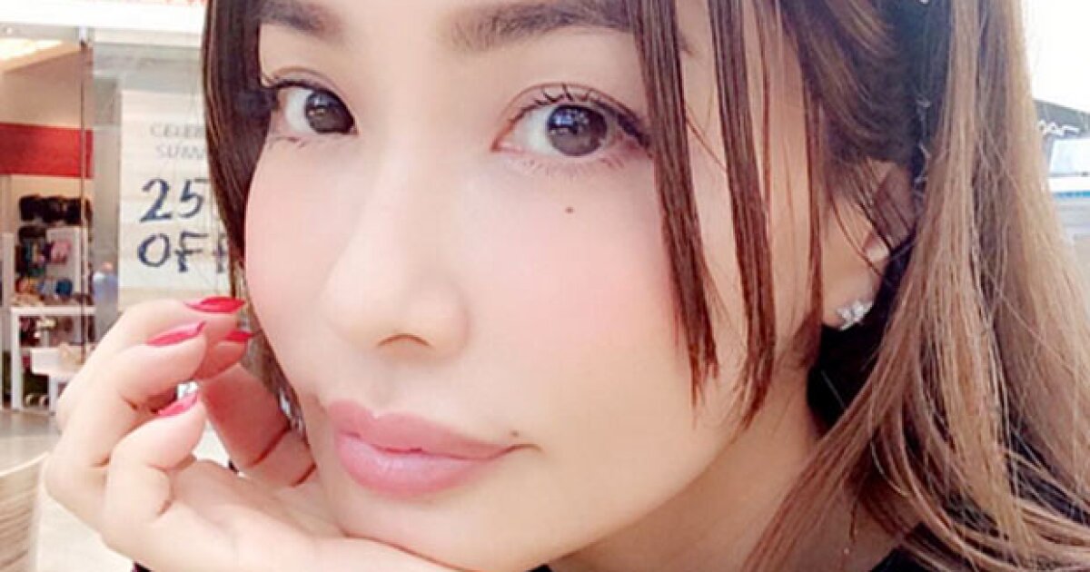 Esta Modelo Japonesa Tiene 45 Años Pero Parece De 20 Ya La Viste