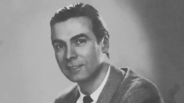 Balenciaga ponía especial atención a cada detalle de sus diseños.