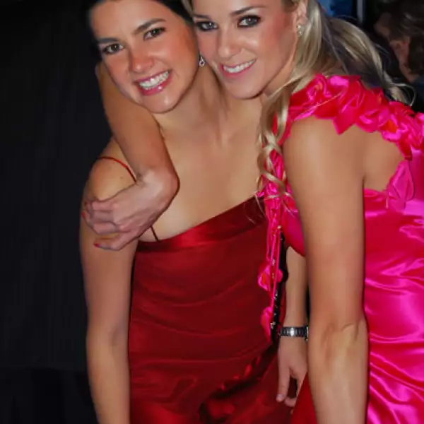 Boda de Paola Serratos y Ernesto Escobar