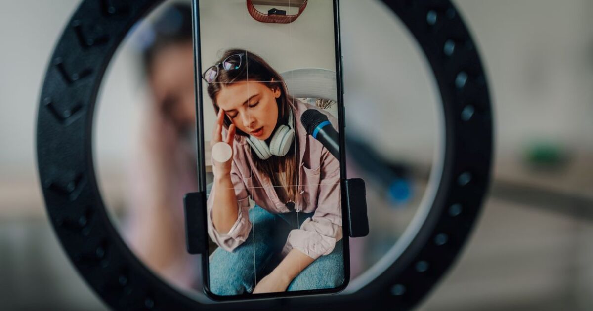 Etkileyicinin görünmez tükenmesi. Algoritma yaratıcılığın üstesinden geldiğinde