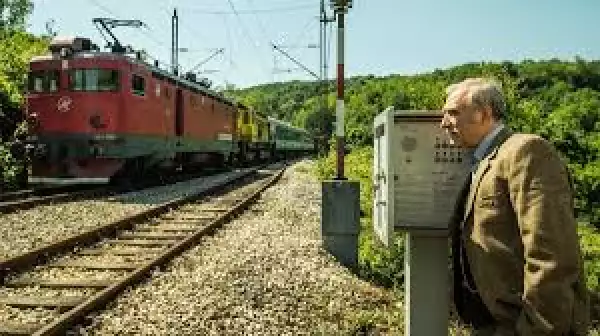 Fuera de mi camino (Milos Radovic, 2016) 