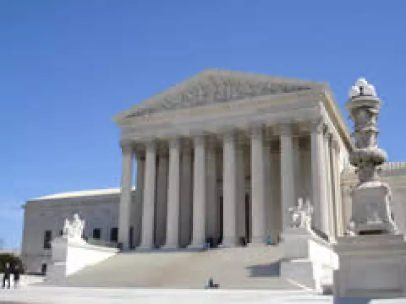 Los abogados de EU, ante la situación económica, han recurrido a huecos legales para enjuiciar a empresas y obtener ganancias.  (Foto: Especial )