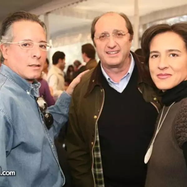Gonzalo Aguilar,Víctor Rosillo,Sélika Vignal