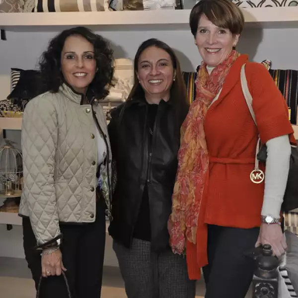 Anabel Malvaez,Luz Elena Mendoza y Lucero Malvaez