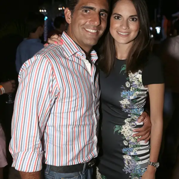 Christian Kaye,Estephanie González