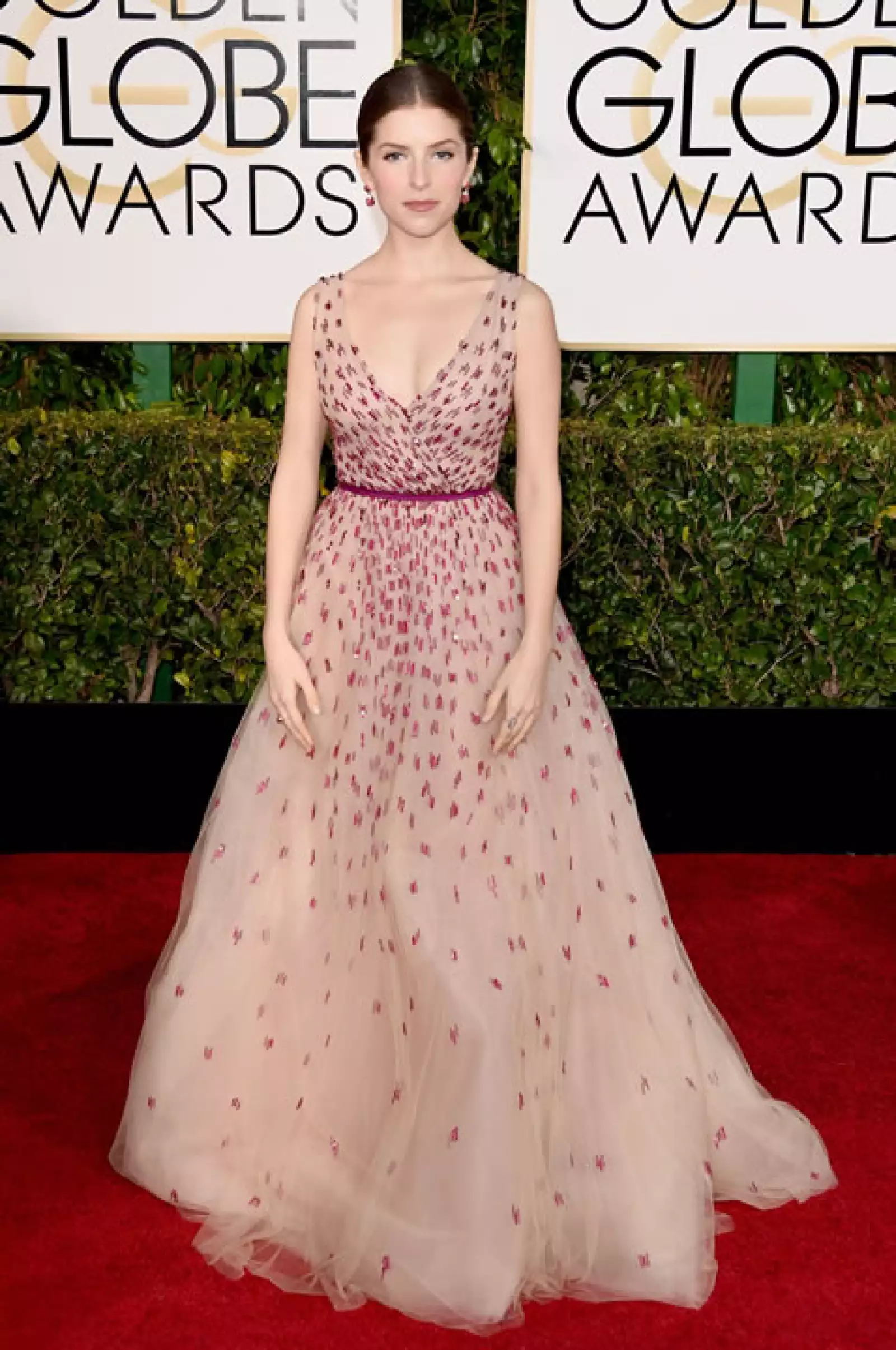 Anna Kendrick en Monique Lhuillier.