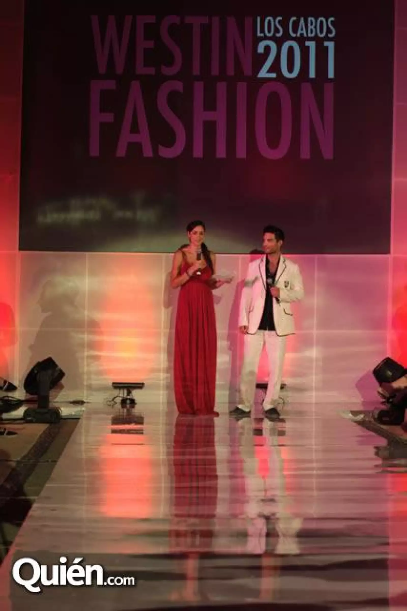 Dafne Molina,Victor Gonzalez