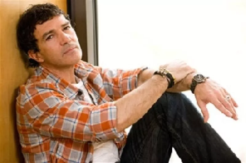 El actor conversó de su personaje antes del estreno mundial de la cinta en el Festival de Cine de Tribeca y agregó que en 2012 podría estrenarse la cinta de la que el Gato con botas sería protagonista