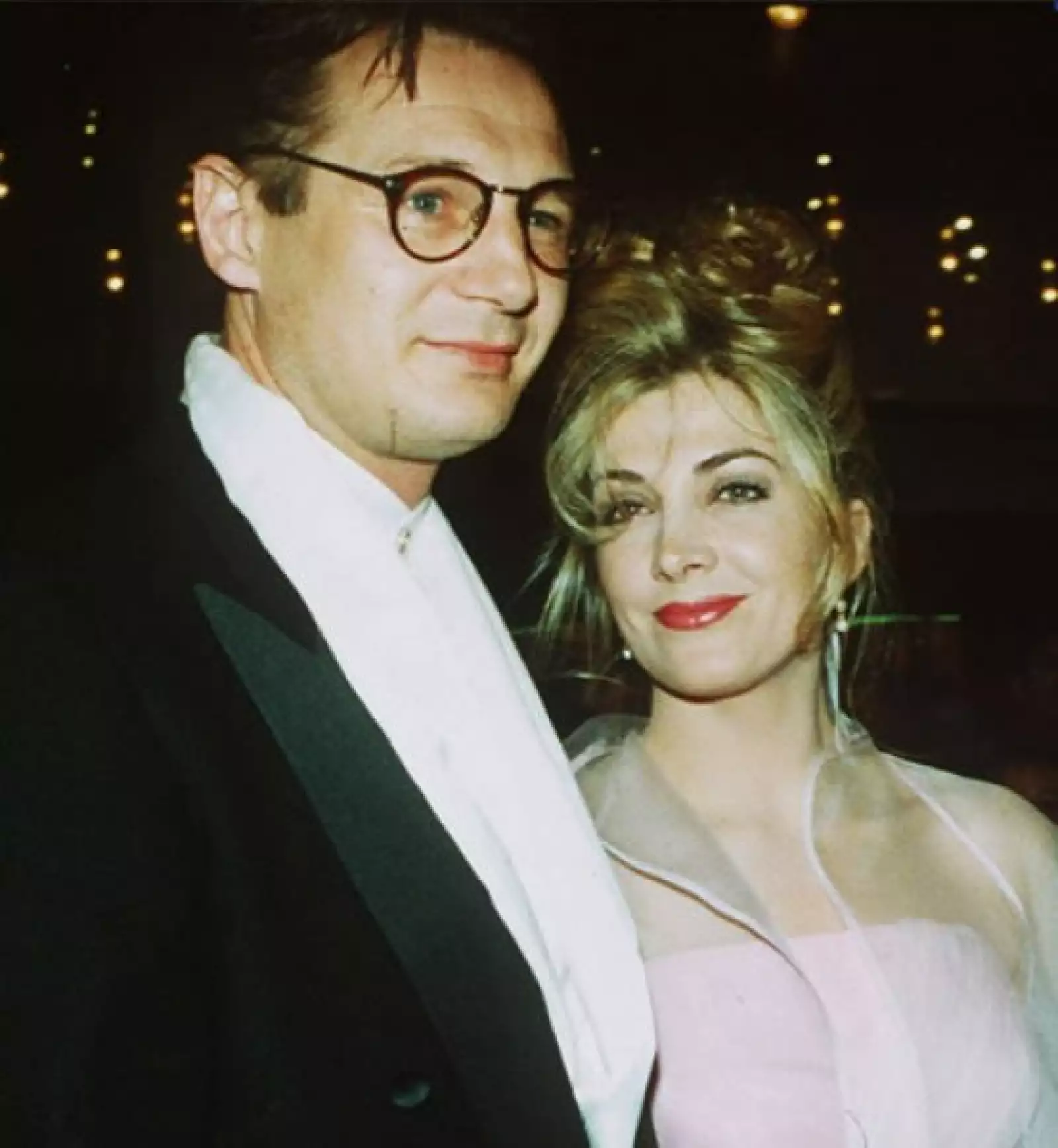 Liam Neeson y Natasha se conocieron cuando ambos actuaron en la obra de Broadway “Anna Christie” en 1993, al año siguiente decidieron casarse.