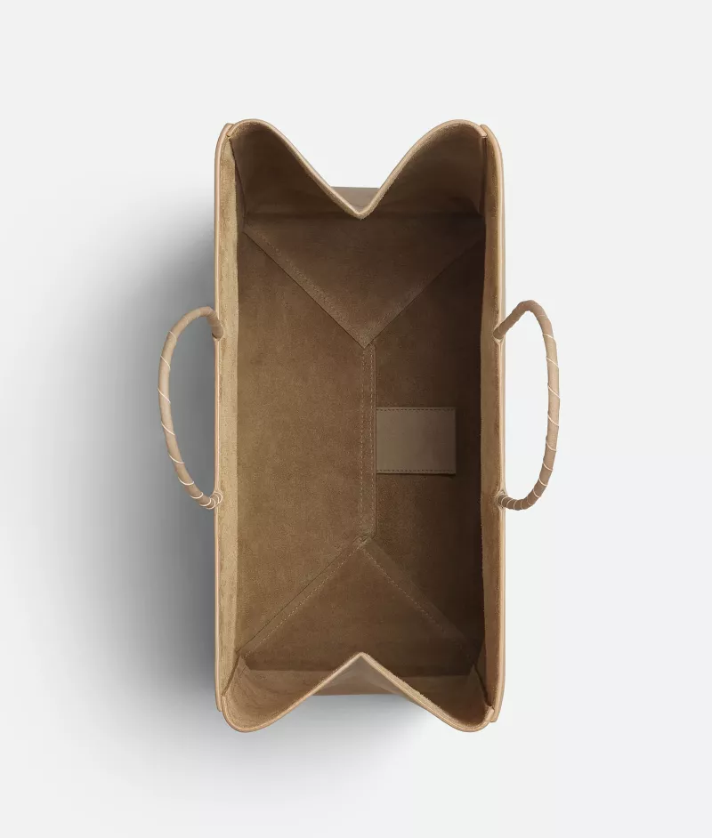 bottega veneta bolsa papel