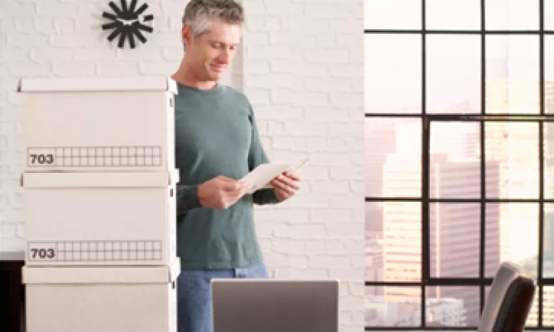 Haz un plan de financiamiento a mediano plazo para enfrentar posibles demoras en encontrar un nuevo empleo. (Foto: Getty Images)