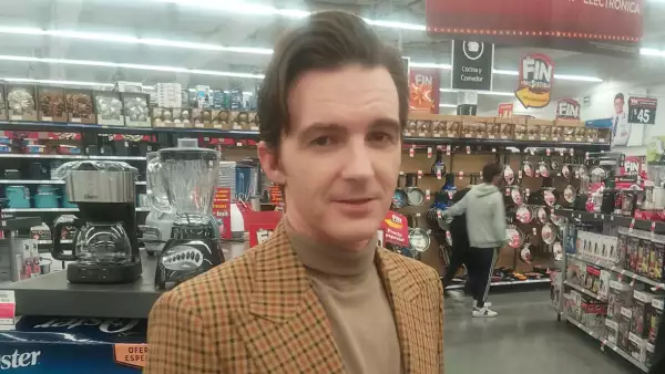 drake-bell-supermercado-buen-fin.jpg
