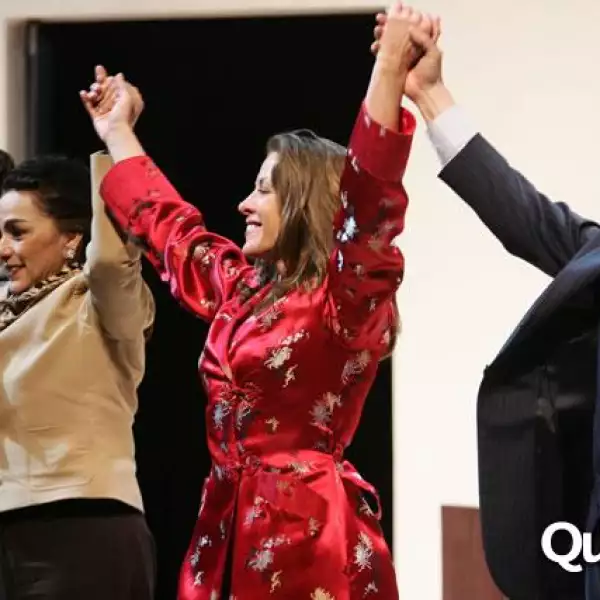 Obra de Teatro Claudia Me Quieren Volver Loca