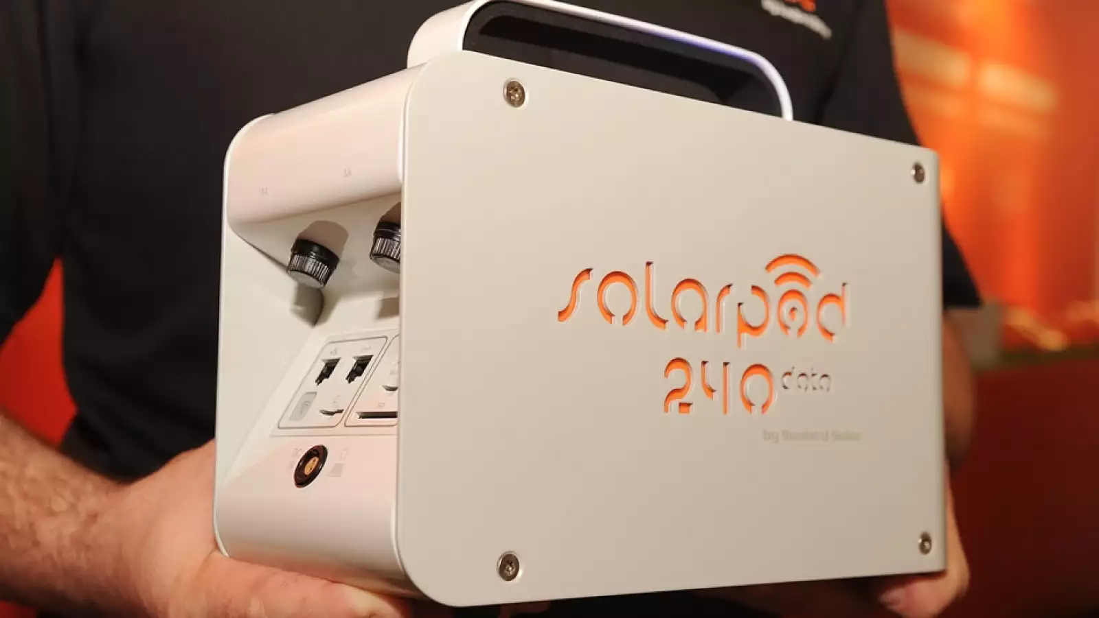 innovacion, ces, inventos, teclado, brazalete, drones, despertador,