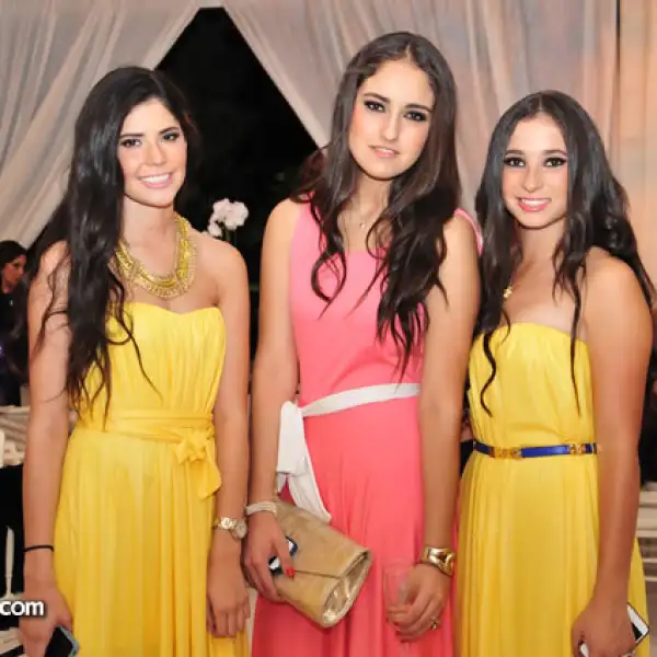 Rosa Watanabe con Lorena y Valeria Plasencia