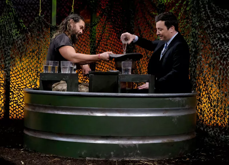Jason Momoa y Jimmy Fallon